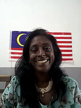 Snapshot of mamakarma1403 chatting on December 3, 2025, 2:19 am mamakarma1403 online show from December 3, 2025, 2:19 am