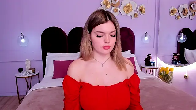 ZaraBloom online show from March 9, 2025, 3:38 pm