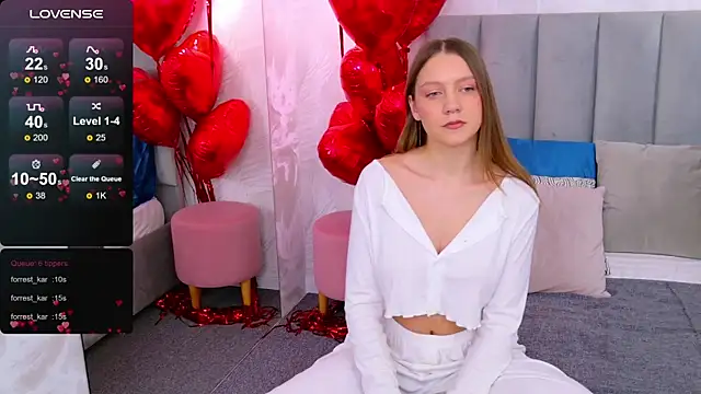 AliceBrayan online show from February 18, 2025, 8:27 am