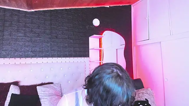 Ghosty Doll online show from January 10, 2025, 6:06 pm