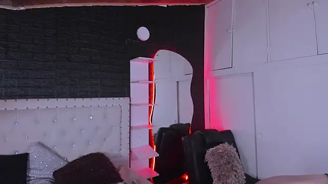 Ghosty Doll online show from January 18, 2025, 1:19 am