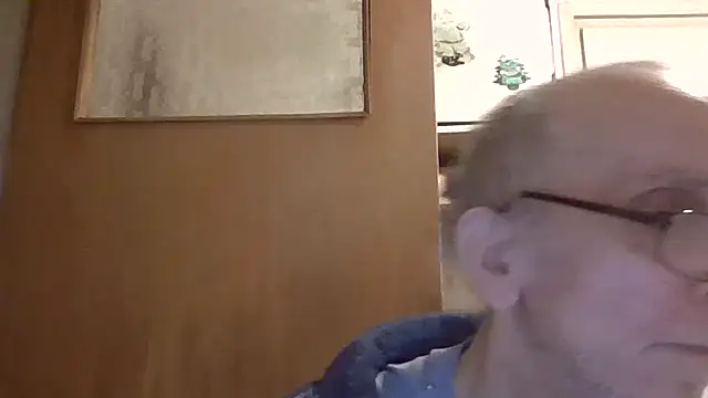 mariusica1xh online show from March 14, 2026, 6:57 pm