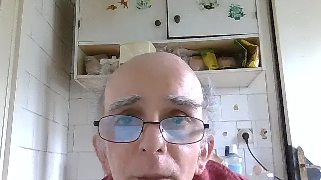 Snapshot of mariusica1@xh chatting on May 13, 2026, 1:19 pm mariusica1xh online show from May 13, 2026, 1:19 pm