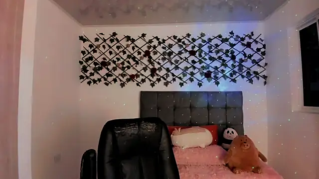 Lilith Miller21 online show from December 20, 2025, 6:59 pm