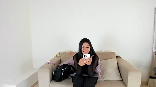 Charlotte cowell sub1  online show from January 29, 2025, 8:14 pm