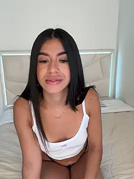 Charlotte cowell sub1  online show from February 4, 2025, 3:26 pm