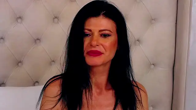 RosalieNorman online show from April 21, 2026, 1:42 am