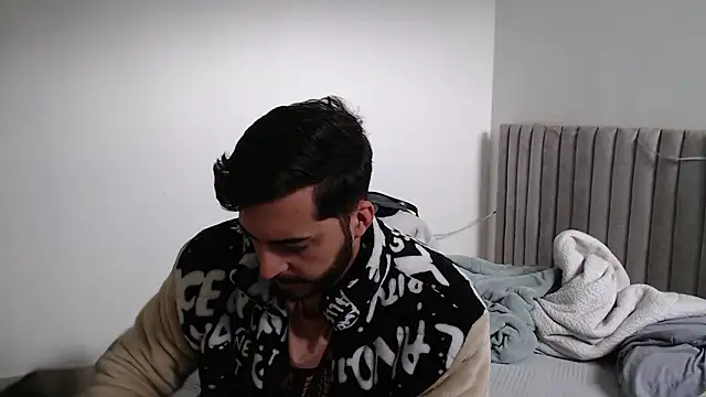 Snapshot of thomas_gun chatting on February 1, 2026, 4:27 pm thomas gun online show from February 1, 2026, 4:27 pm