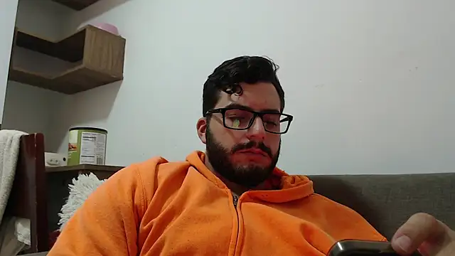 Snapshot of thomas_gun chatting on February 11, 2026, 3:55 am thomas gun online show from February 11, 2026, 3:55 am