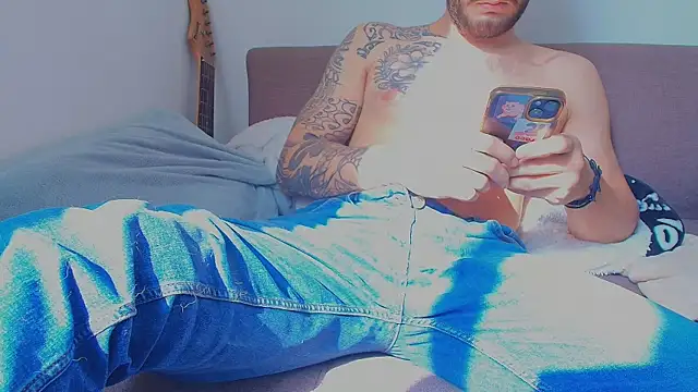 thomas gun online show from April 1, 2026, 2:03 pm