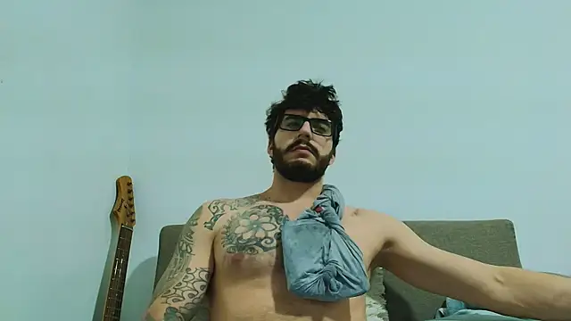 thomas gun online show from April 15, 2026, 6:09 am