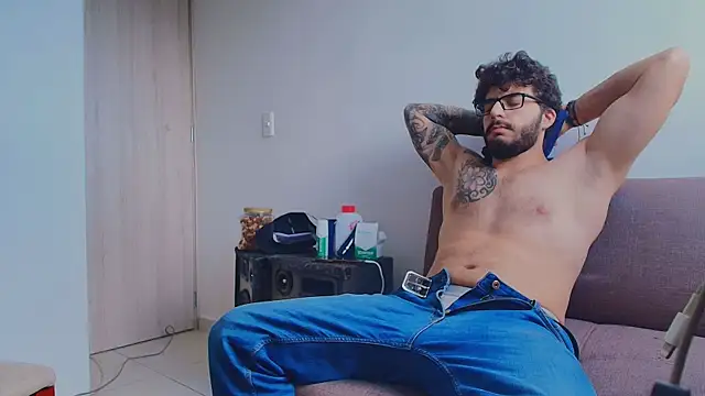 thomas gun online show from April 21, 2026, 7:17 pm