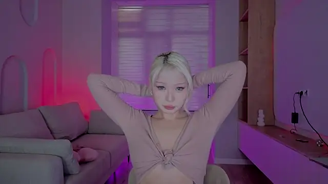 RileyMee online show from September 20, 2025, 1:28 am