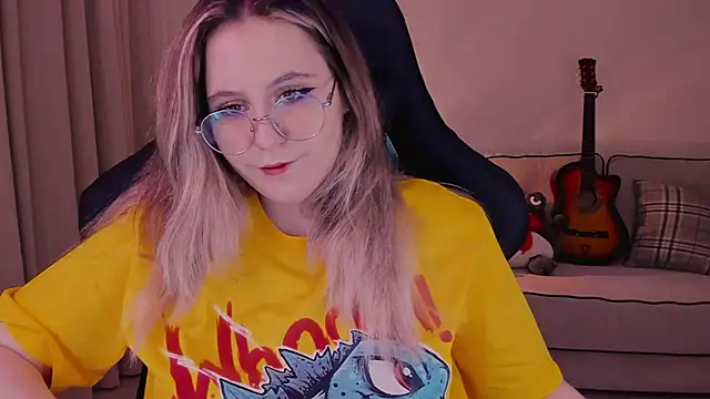 Diana Flower online show from December 11, 2024, 2:22 pm