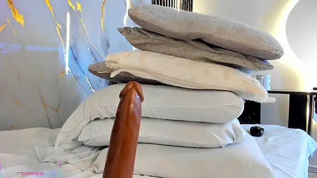 ebony hot1 online show from March 8, 2026, 2:04 am