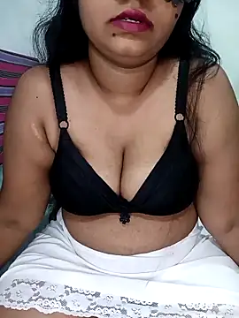 Snapshot of Reesha_99 chatting on May 8, 2026, 4:12 pm Reesha 99 online show from May 8, 2026, 4:12 pm