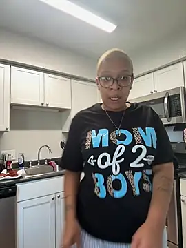 Snapshot of SexyHoneyRedd chatting on August 9, 2026, 3:39 pm SexyHoneyRedd online show from August 9, 2026, 3:39 pm