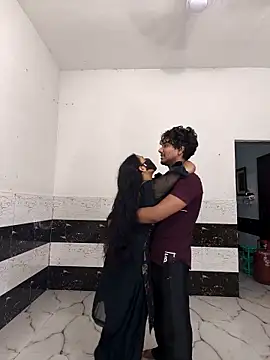 riya190 online show from October 7, 2025, 6:49 pm