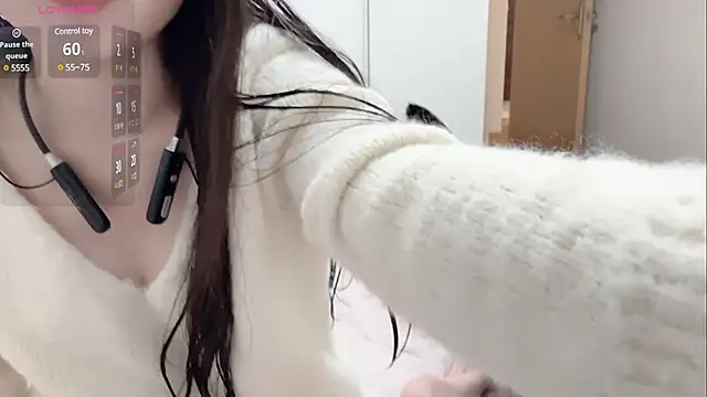 Sweet-Angel999 online show from February 18, 2025, 1:55 pm