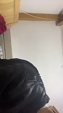 shuai321 online show from January 10, 2025, 8:29 am