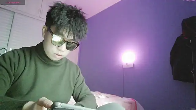 shuai321 online show from January 18, 2026, 9:02 am