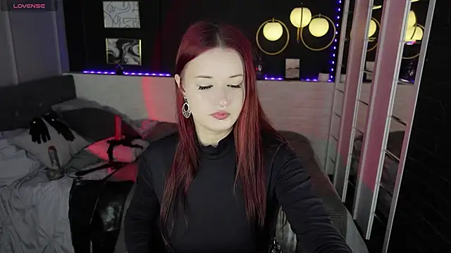 Snapshot of Lily_Moonlight chatting on October 1, 2025, 7:25 am Lily Moonlight online show from October 1, 2025, 7:25 am