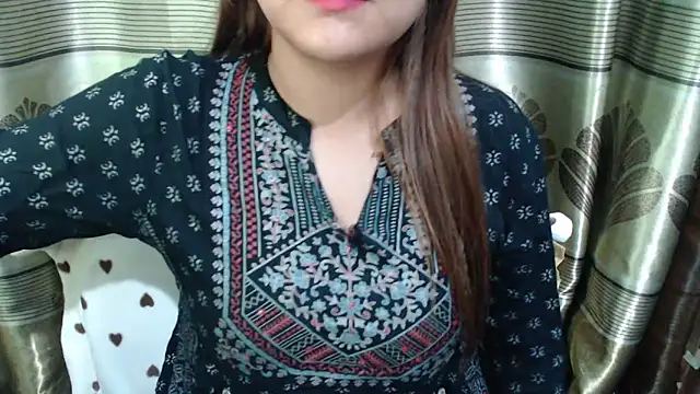 Snapshot of queen_angelina chatting on March 12, 2026, 1:12 am queen angelina online show from March 12, 2026, 1:12 am
