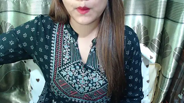 Snapshot of queen_angelina chatting on March 13, 2026, 5:52 pm queen angelina online show from March 13, 2026, 5:52 pm