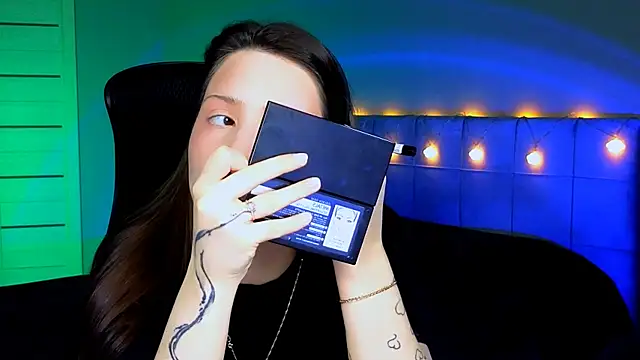 Snapshot of Stacy_Gonzales_ chatting on December 5, 2024, 6:21 am Stacy Gonzales  online show from December 5, 2024, 6:21 am