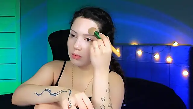 Snapshot of Stacy_Gonzales_ chatting on February 4, 2025, 9:38 am Stacy Gonzales  online show from February 4, 2025, 9:38 am