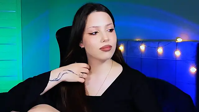 Snapshot of Stacy_Gonzales_ chatting on February 18, 2025, 9:32 am Stacy Gonzales  online show from February 18, 2025, 9:32 am