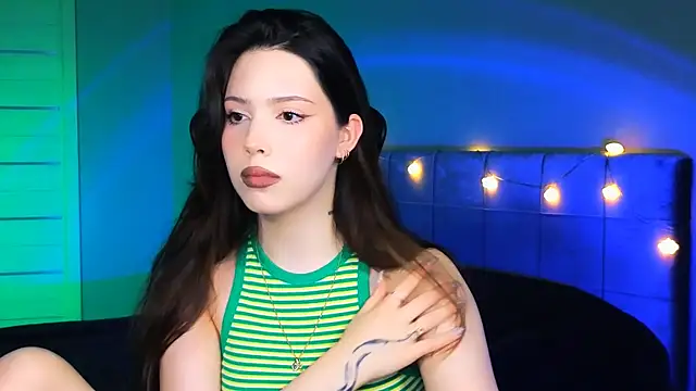 Snapshot of Stacy_Gonzales_ chatting on March 13, 2025, 9:32 am Stacy Gonzales  online show from March 13, 2025, 9:32 am