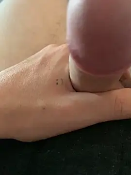 bigb246812 online show from November 2, 2025, 1:13 pm