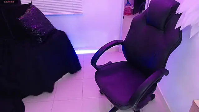 Mailywindsor online show from November 5, 2025, 12:05 pm