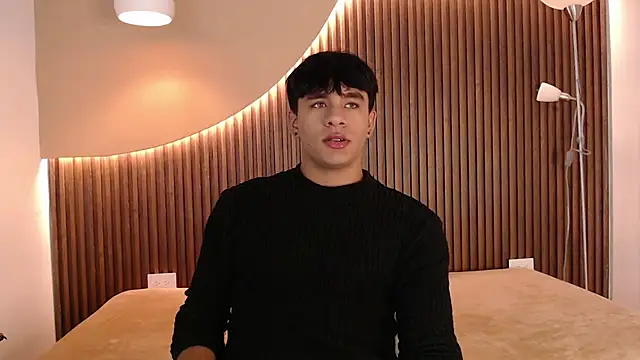 LuciferM Star online show from February 6, 2026, 4:28 am