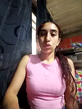 ifeelverywet andhot online show from February 5, 2025, 1:22 pm