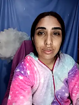 ifeelverywet andhot online show from December 23, 2025, 6:44 am