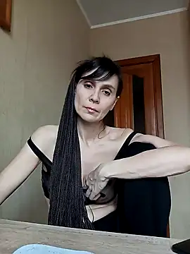 Francenia lolis online show from March 13, 2025, 11:08 am