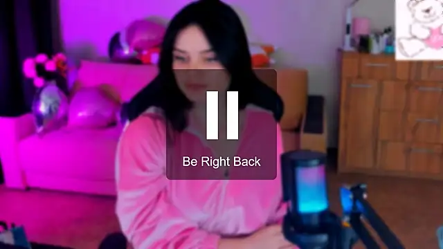 Lora Cain online show from February 22, 2025, 5:02 pm