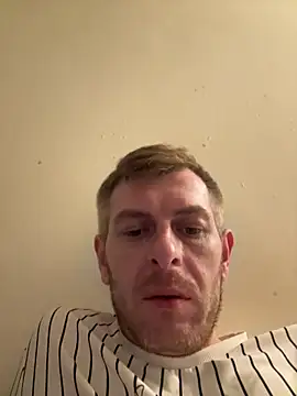 adrian90bi11 online show from March 28, 2026, 7:02 pm