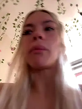 Snapshot of -Sexy_Barbie- chatting on September 27, 2025, 4:28 am -Sexy Barbie- online show from September 27, 2025, 4:28 am