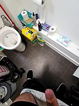 eric69 69 online show from October 3, 2025, 2:58 pm