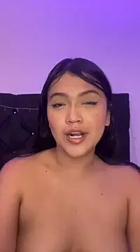 Snapshot of alisson_carolina73 chatting on December 21, 2024, 6:09 am alisson carolina73 online show from December 21, 2024, 6:09 am