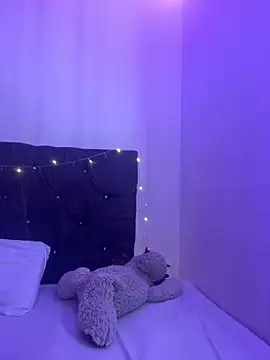 Snapshot of alisson_carolina73 chatting on December 24, 2024, 6:06 pm alisson carolina73 online show from December 24, 2024, 6:06 pm