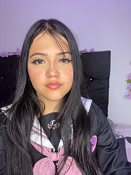 Snapshot of alisson_carolina73 chatting on February 6, 2025, 12:54 am alisson carolina73 online show from February 6, 2025, 12:54 am