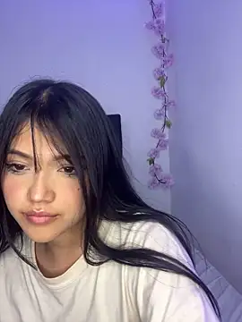 Snapshot of alisson_carolina73 chatting on February 13, 2025, 12:24 am alisson carolina73 online show from February 13, 2025, 12:24 am