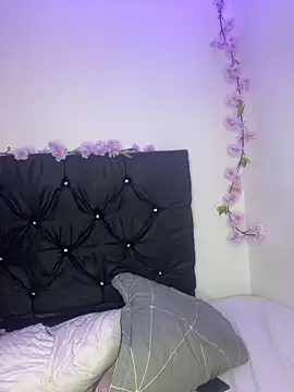 Snapshot of alisson_carolina73 chatting on February 15, 2025, 3:31 am alisson carolina73 online show from February 15, 2025, 3:31 am