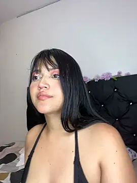 Snapshot of alisson_carolina73 chatting on February 28, 2025, 1:47 am alisson carolina73 online show from February 28, 2025, 1:47 am