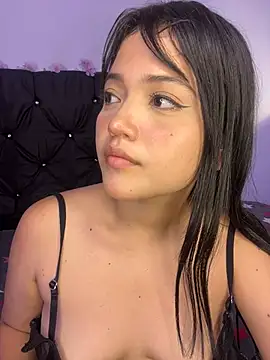 Snapshot of alisson_carolina73 chatting on March 22, 2025, 3:52 am alisson carolina73 online show from March 22, 2025, 3:52 am