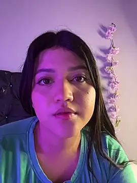 Snapshot of alisson_carolina73 chatting on June 18, 2026, 2:56 am alisson carolina73 online show from June 18, 2026, 2:56 am